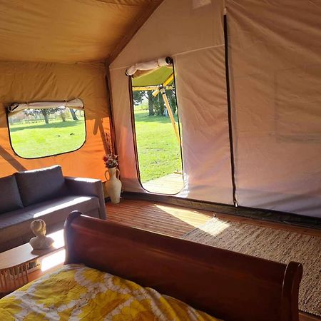 Camping De La Touche Ligueil 外观 照片